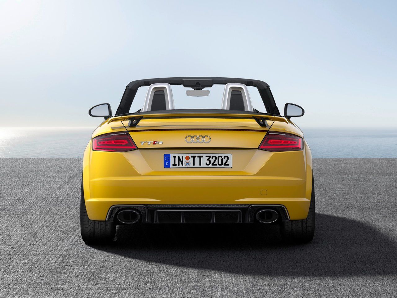 8 шшш. Audi TT RS 8s. Audi TT RS Roadster. Audi TT 8s Roadster. Audi TT RS III.