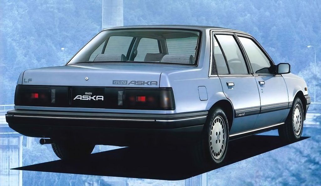 Аскам машина. Isuzu Aska 1983. Исузу Аска 1985. Isuzu Aska 1990. Isuzu Aska 1990, седан, 2 поколение.
