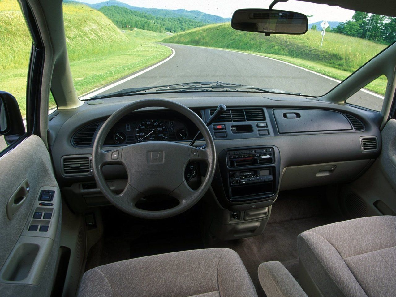 Honda odyssey 1995 interior