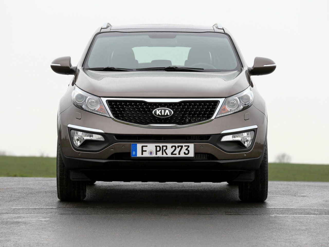 Kia Sportage III Рестайлинг 2014 – 2016 Внедорожник 5 дв.: кузов, класс,  тип и объём двигателя, коробка передач, разгон, фото - CarsWeek.ru