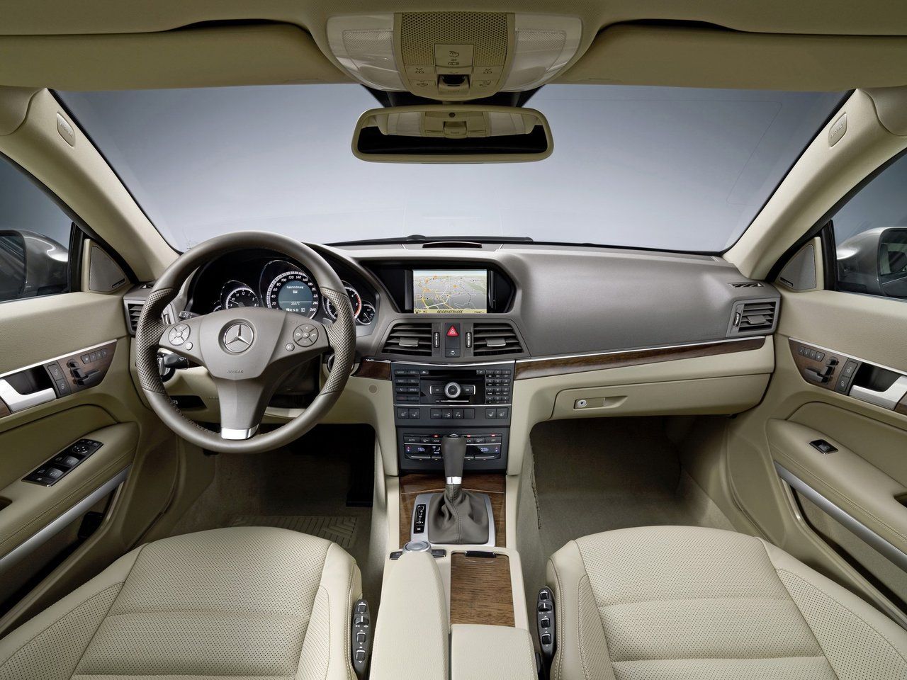 Mercedes Benz e class 2009