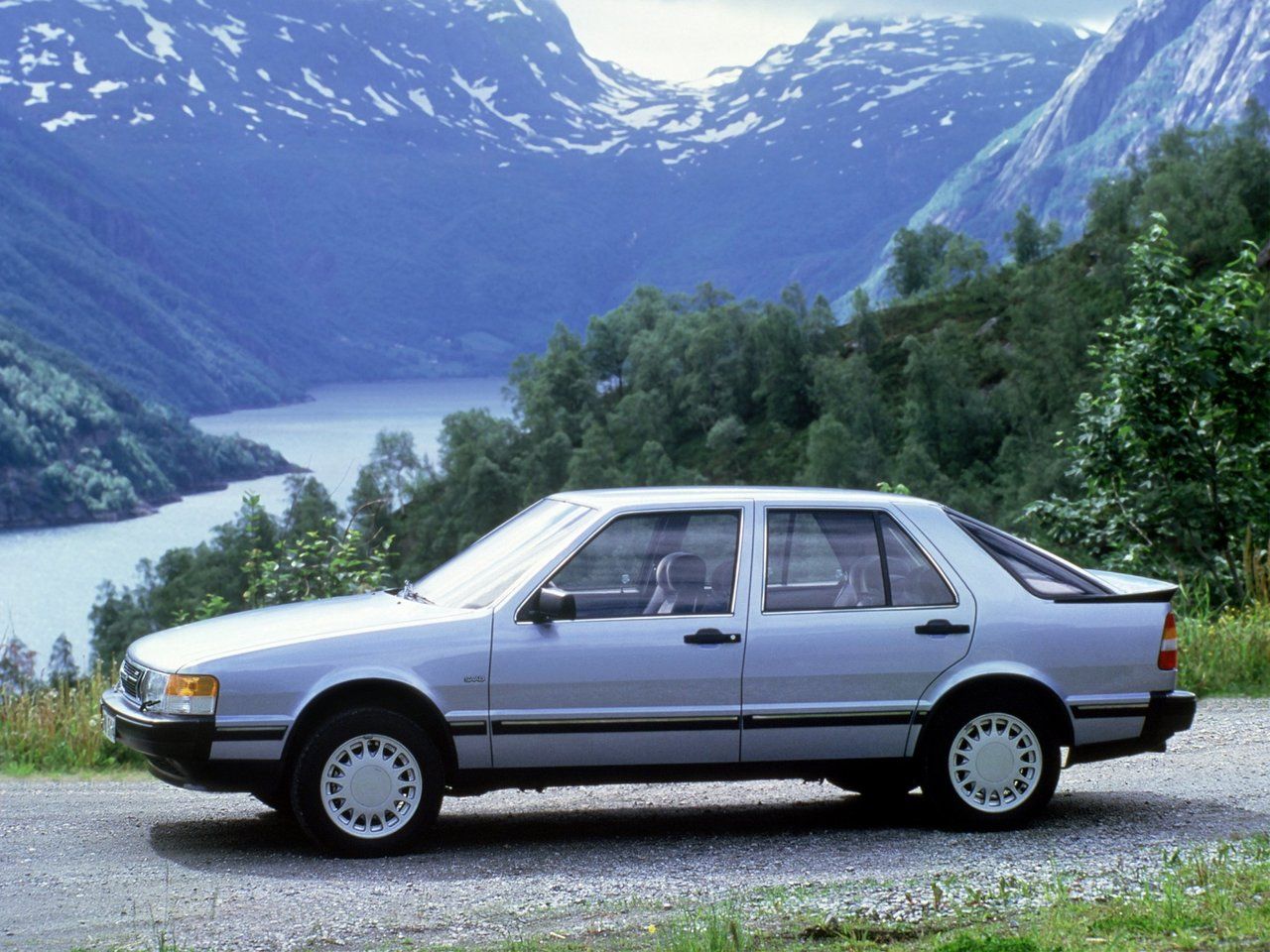 Saab 9000 фото