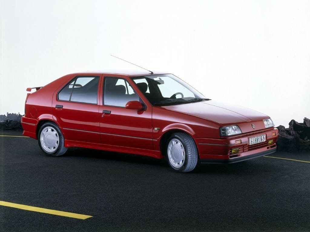 Рено 19. Renault 19 Hatchback. Renault 19 седан. Рено 19 Chamade хэтчбек. Renault 19 1988.