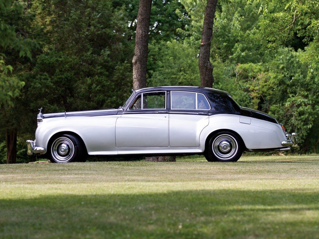 Rolls Royce Phantom Silver cloud