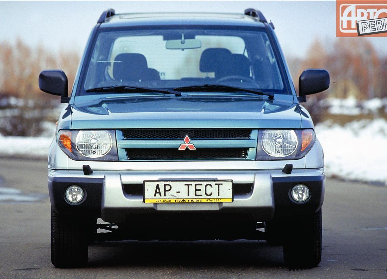 Mitsubishi Pajero Pinin 1998 – 2006 Внедорожник 3 дв.: кузов, класс, тип и  объём двигателя, коробка передач, разгон, фото - CarsWeek.ru