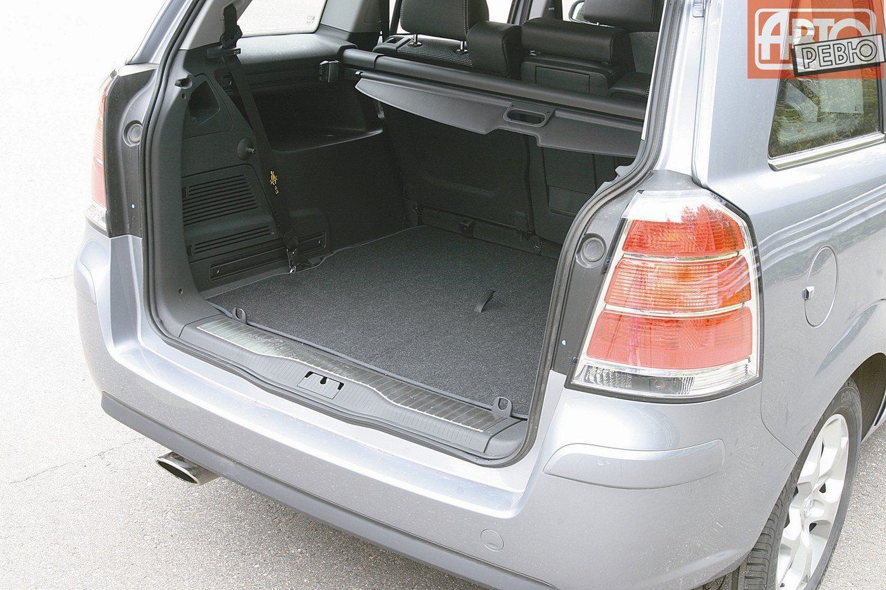 Габариты зафиры б. OPDL Zira 2008 размер багажника. Опель Зафира 2008 багажником. Opel Zafira b. Opel Zafira b объем багажника.