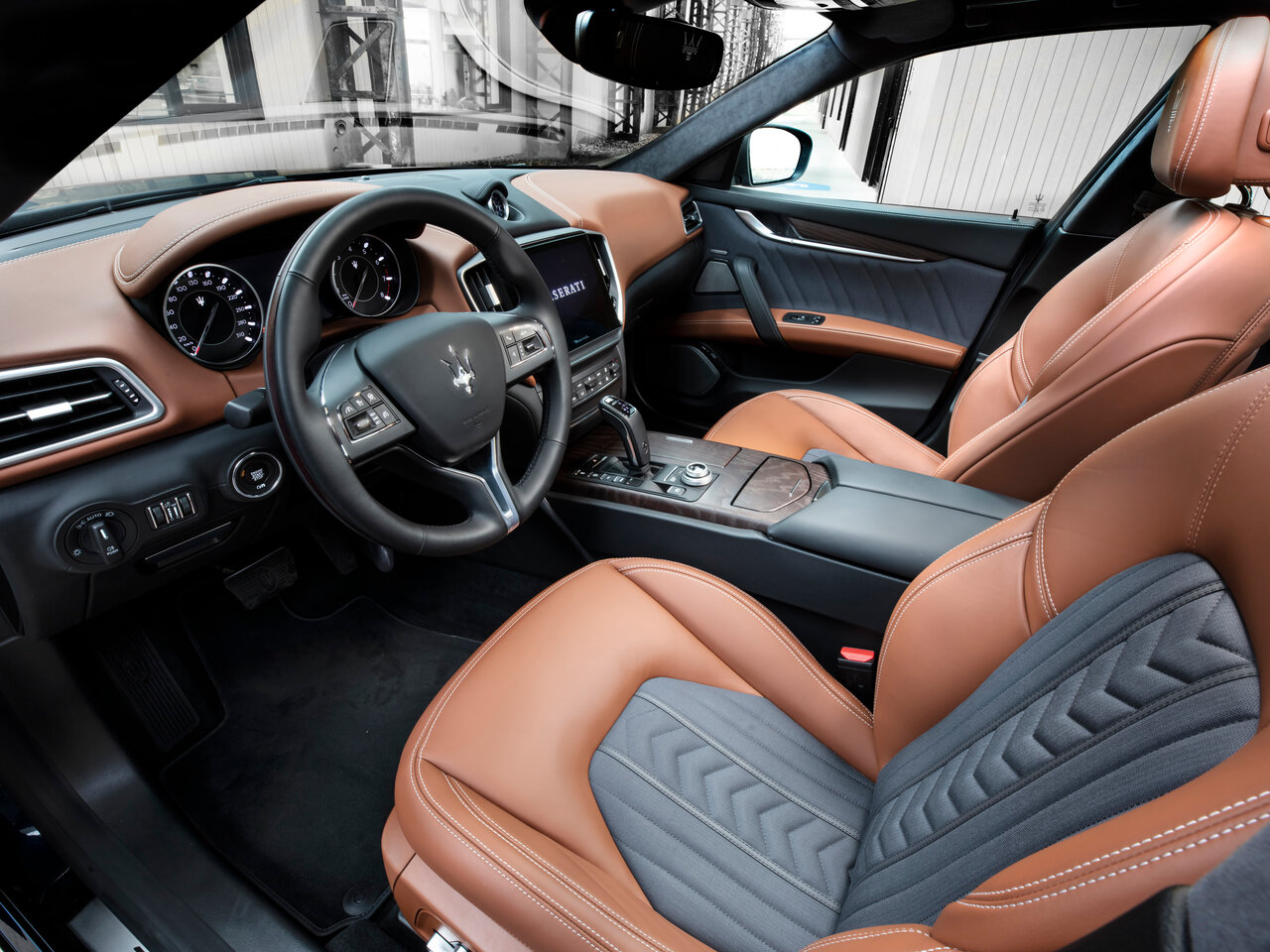 Maserati Levante 2021 Interior