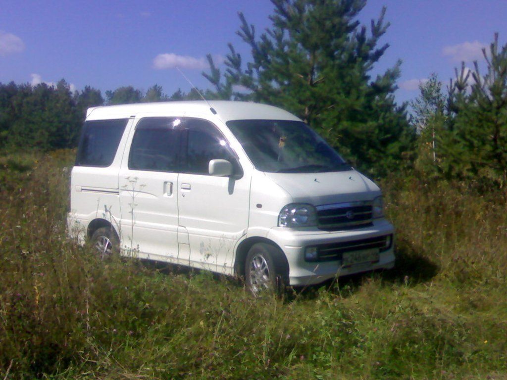 Дайхатсу атрай 4wd. Daihatsu atrai 1999. Daihatsu atrai 2003. Daihatsu atrai 7. Daihatsu atrai 1.3 МТ, 2004.