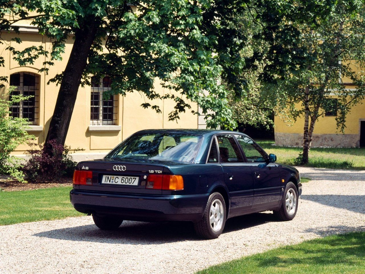 Audi a6 c4 1994. Audi a6 c4, 1994-1997, седан. Audi a6 1994. Audi a6 c4 1997.