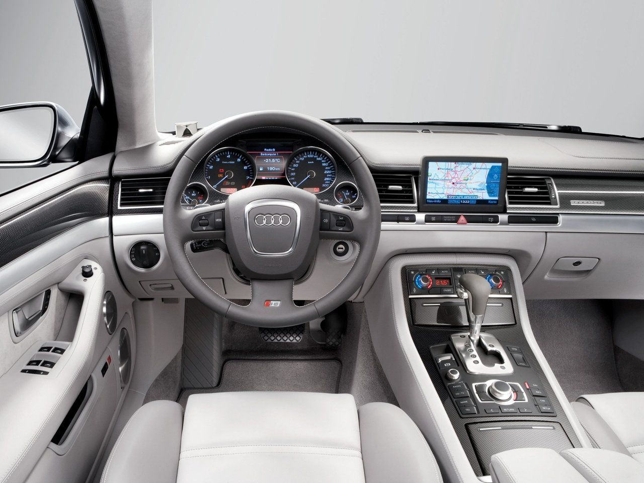 Audi s8 2009