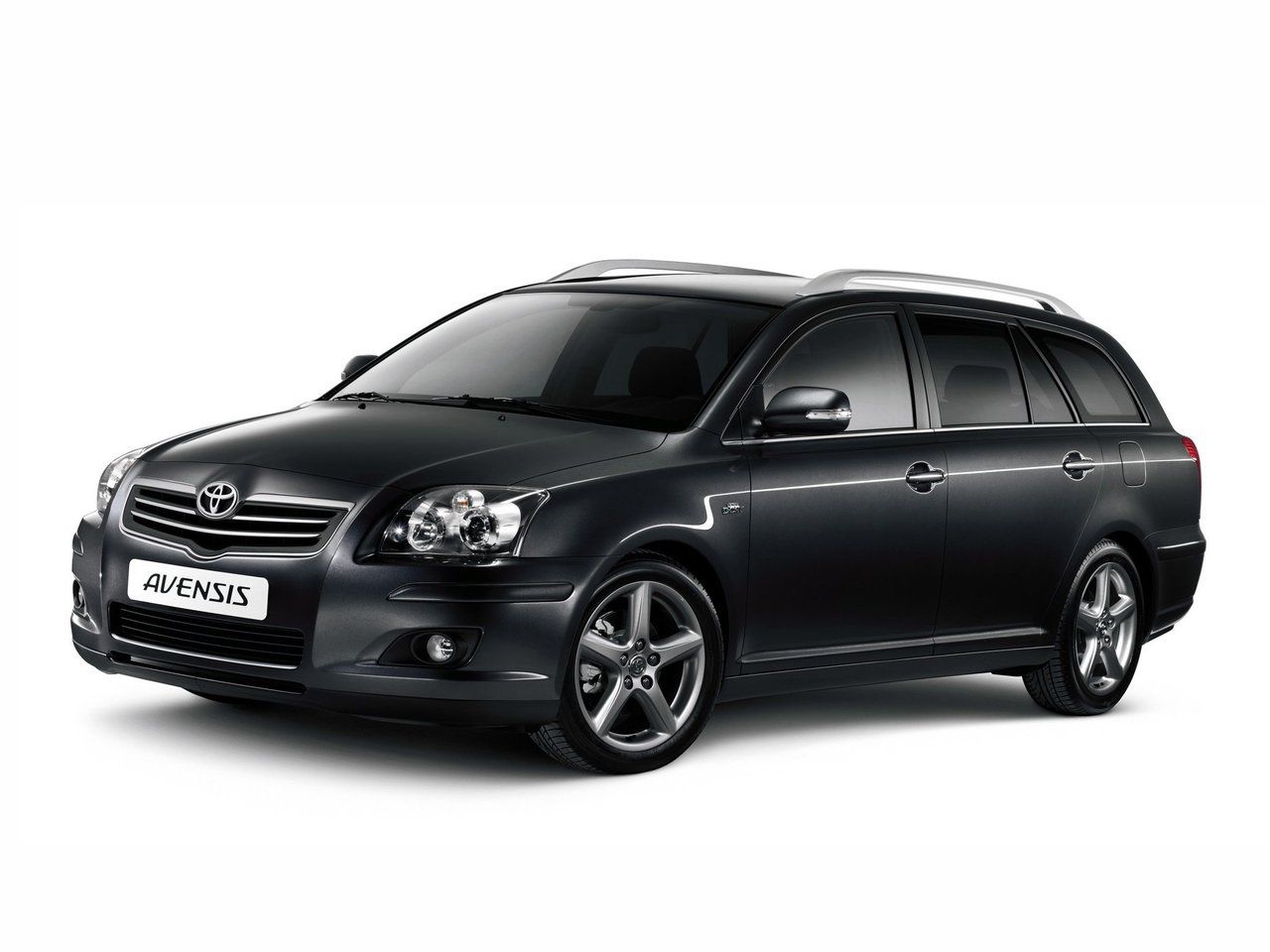 Toyota Avensis II Рестайлинг 2006 – 2009 Универсал 5 дв.: кузов, класс, тип  и объём двигателя, коробка передач, разгон, фото - CarsWeek.ru