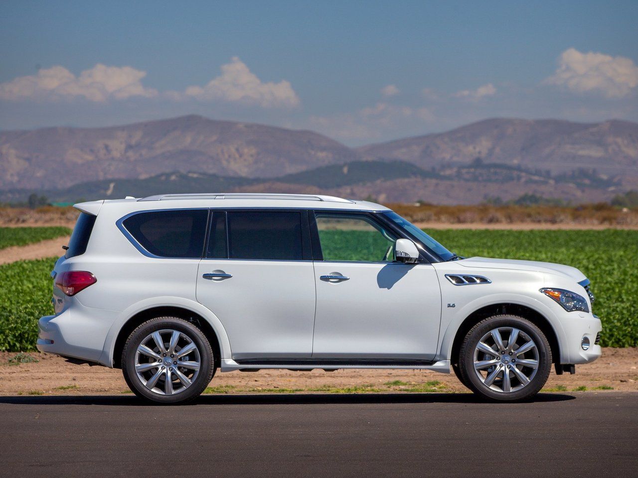 Infiniti qx80 2011