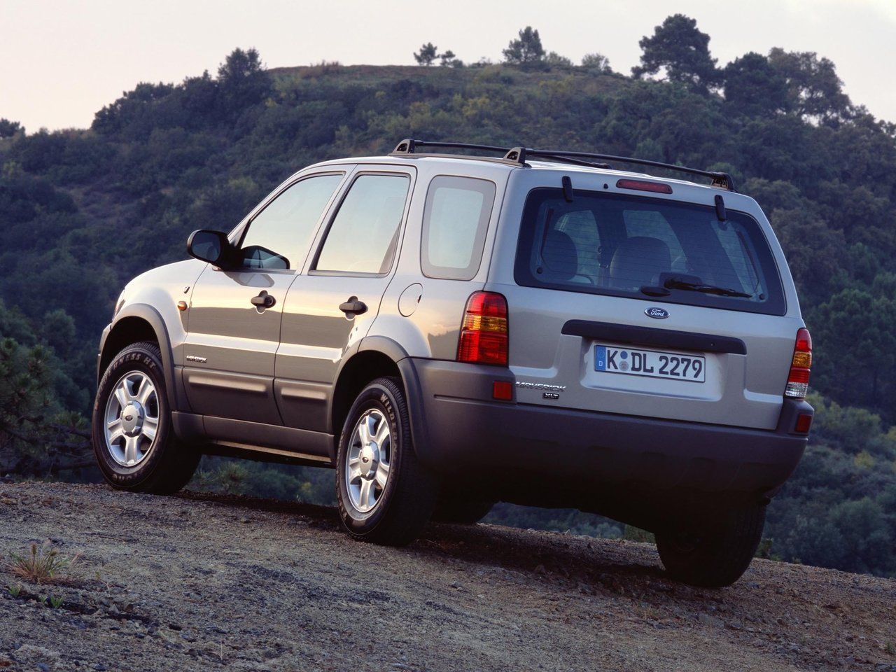 Ford maverick фото