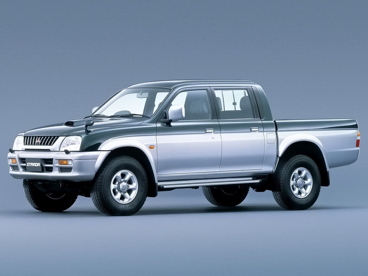 Mitsubishi Strada II 1997 – 1999 Пикап Двойная кабина: кузов, класс, тип и  объём двигателя, коробка передач, разгон, фото - CarsWeek.ru