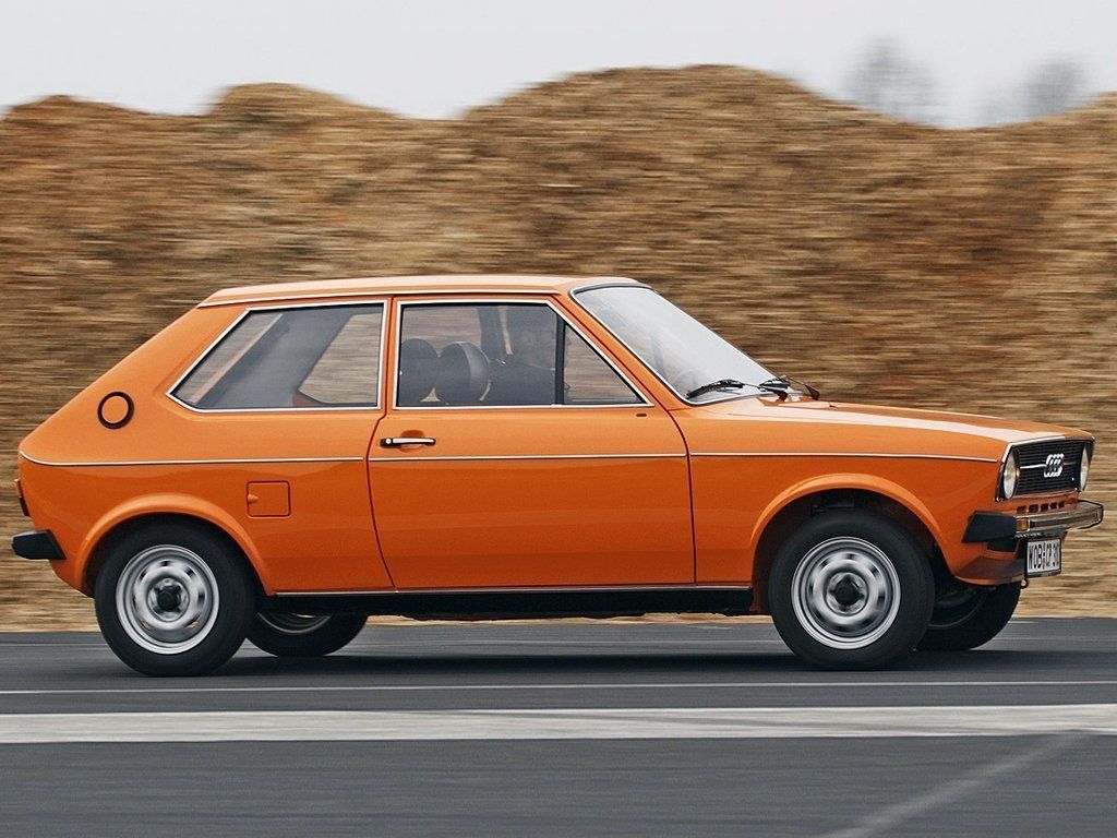 Г выпуска. Audi 50 1974. Audi 50 (Typ 86). Audi 50 Polo. Ауди хэтчбек 1978.