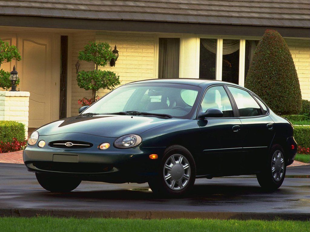 Ford Taurus sedan