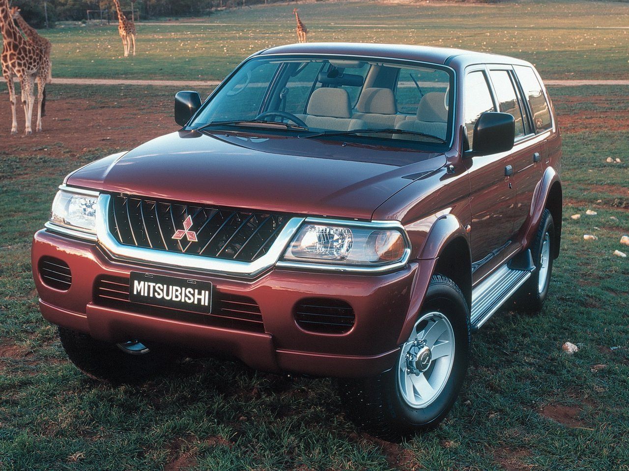 Mitsubishi Challenger i