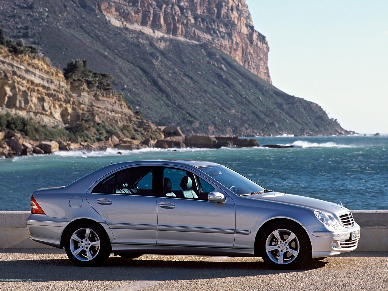 W203 mercedes фото