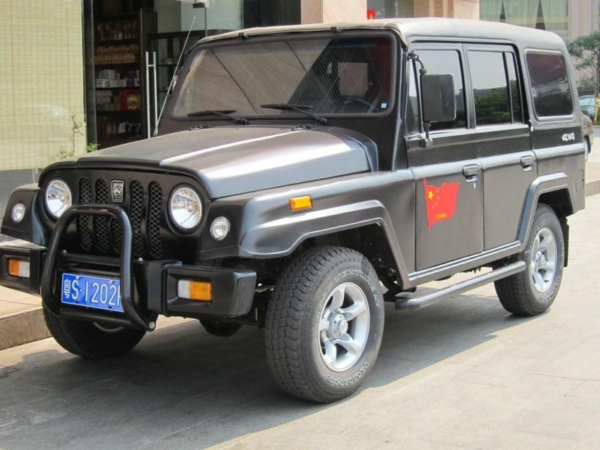 BAIC BJ2020 1989 – 2005 Внедорожник открытый: кузов, класс, тип и объём  двигателя, коробка передач, разгон, фото - CarsWeek.ru