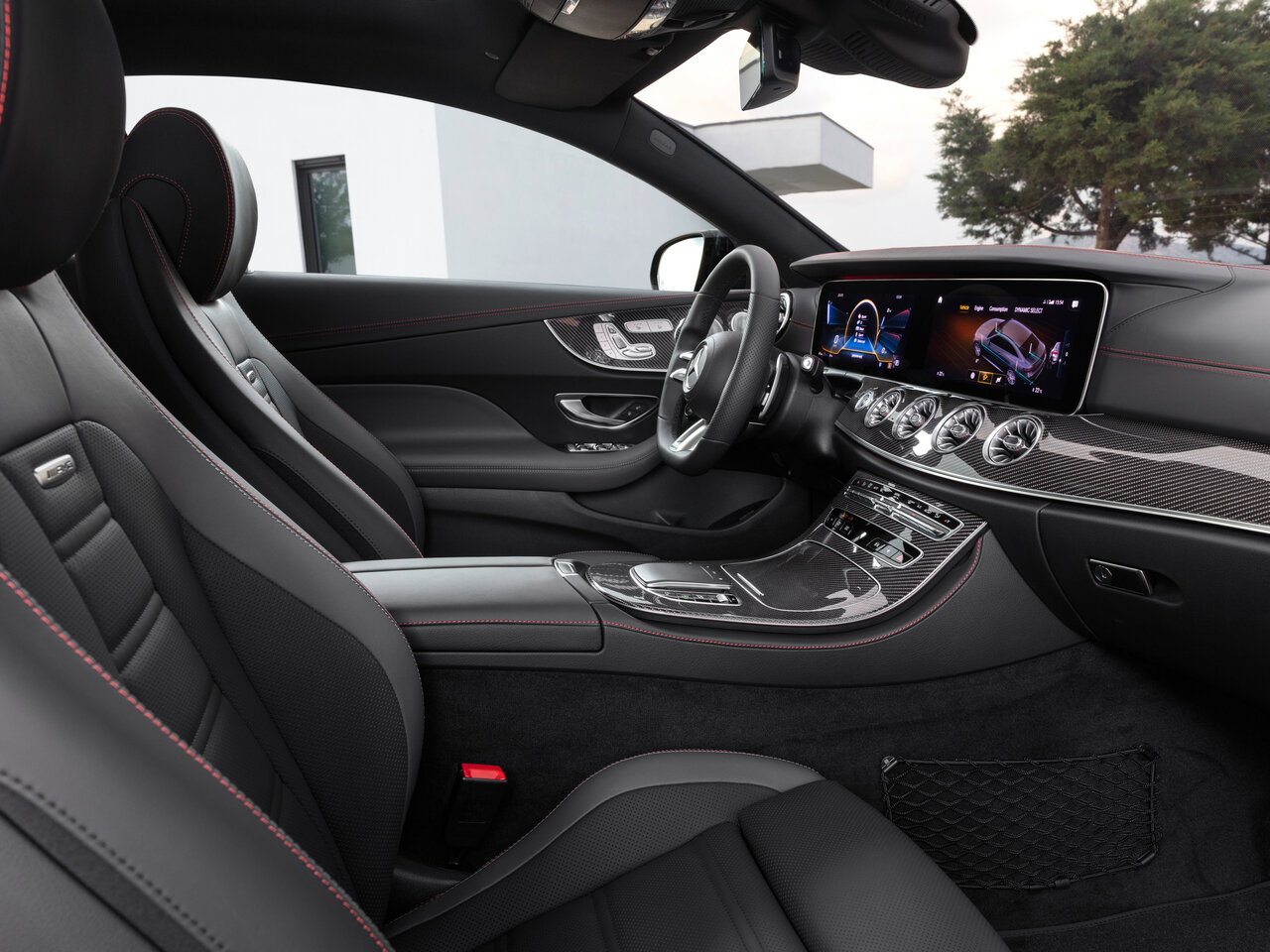 Mercedes amg coupe 2021. Мерседес Бенц е купе 2021. Mercedes Benz e53 AMG Coupe. Mercedes e53 AMG Coupe 2020. Mercedes e Coupe 2021 Interior.