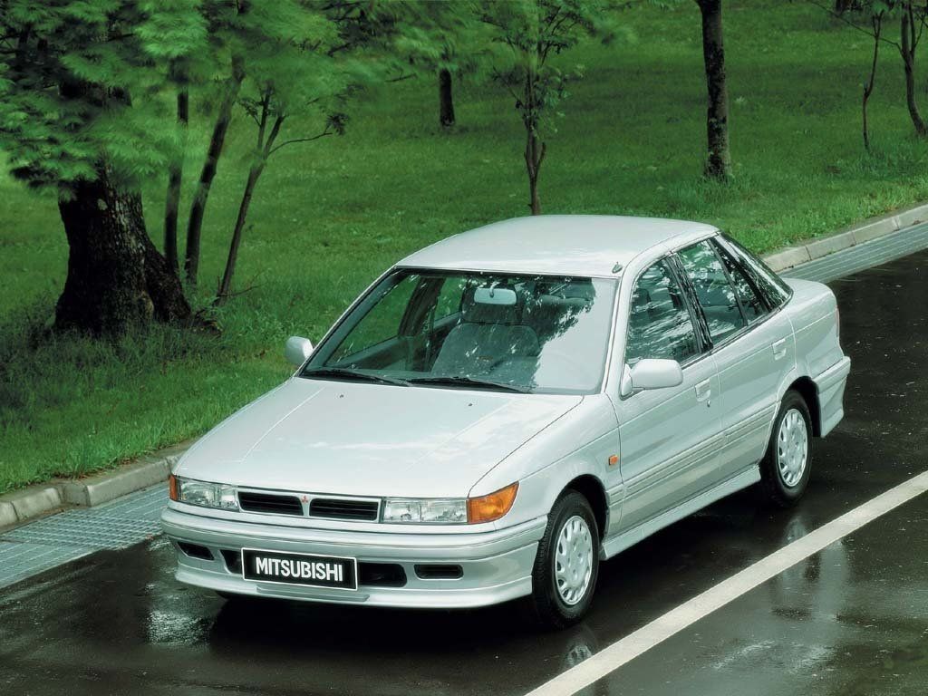 Datsun Violet V 1988 – 1994 Хэтчбек 5 дв.: кузов, класс, тип и объём  двигателя, коробка передач, разгон, фото - CarsWeek.ru