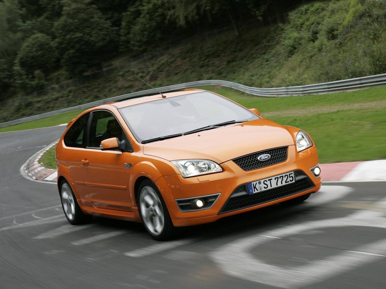 Объем двигателя Ford Focus