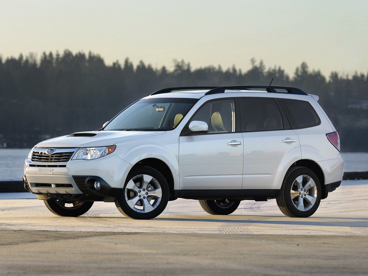 Subaru Forester III 2007 – 2011 Внедорожник 5 дв.: кузов, класс, тип и  объём двигателя, коробка передач, разгон, фото - CarsWeek.ru