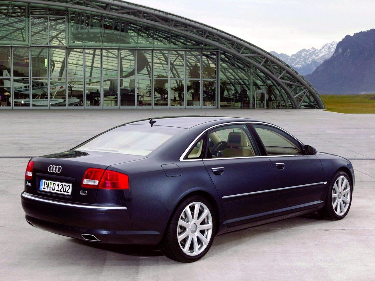 Audi a8 l w12 2005