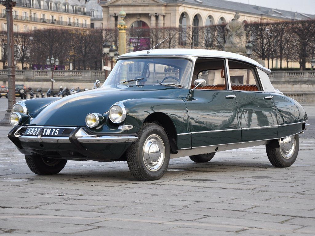 Citroen DS I Рестайлинг 1 1963 – 1968 Седан: кузов, класс, тип и объём  двигателя, коробка передач, разгон, фото - CarsWeek.ru