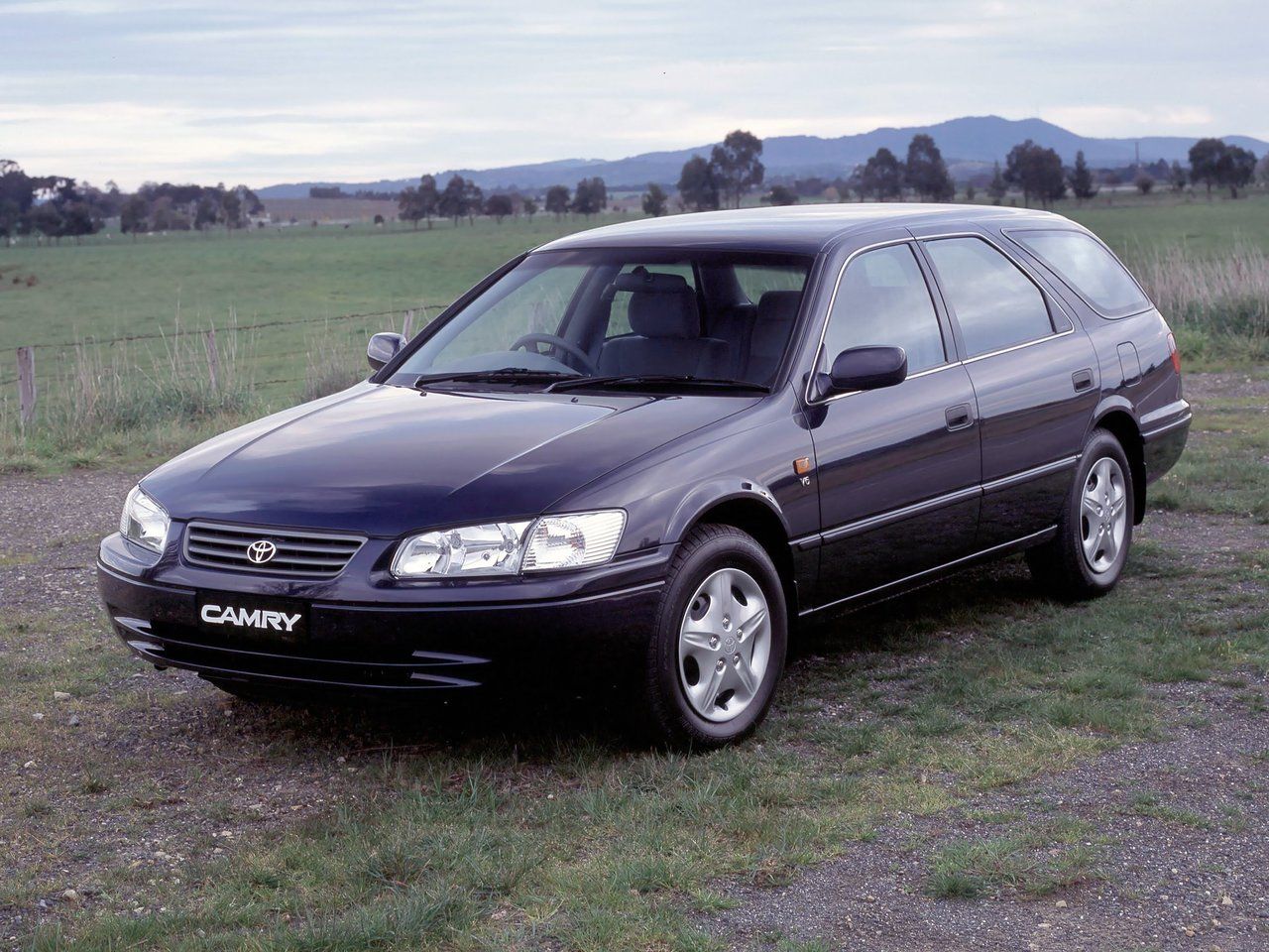 Toyota camry iv