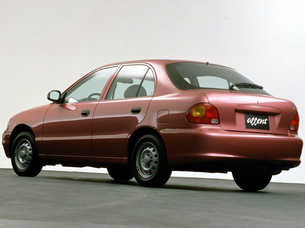 Hyundai accent 1.5. Hyundai Accent хэтчбек 2000. Хендай акцент 1 поколения. Хендай акцент 1994. Hyundai Accent 5.
