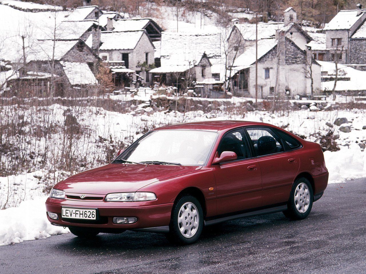 Mazda 626 IV (GE) 1991 – 1997 Хэтчбек 5 дв.: кузов, класс, тип и объём  двигателя, коробка передач, разгон, фото - CarsWeek.ru