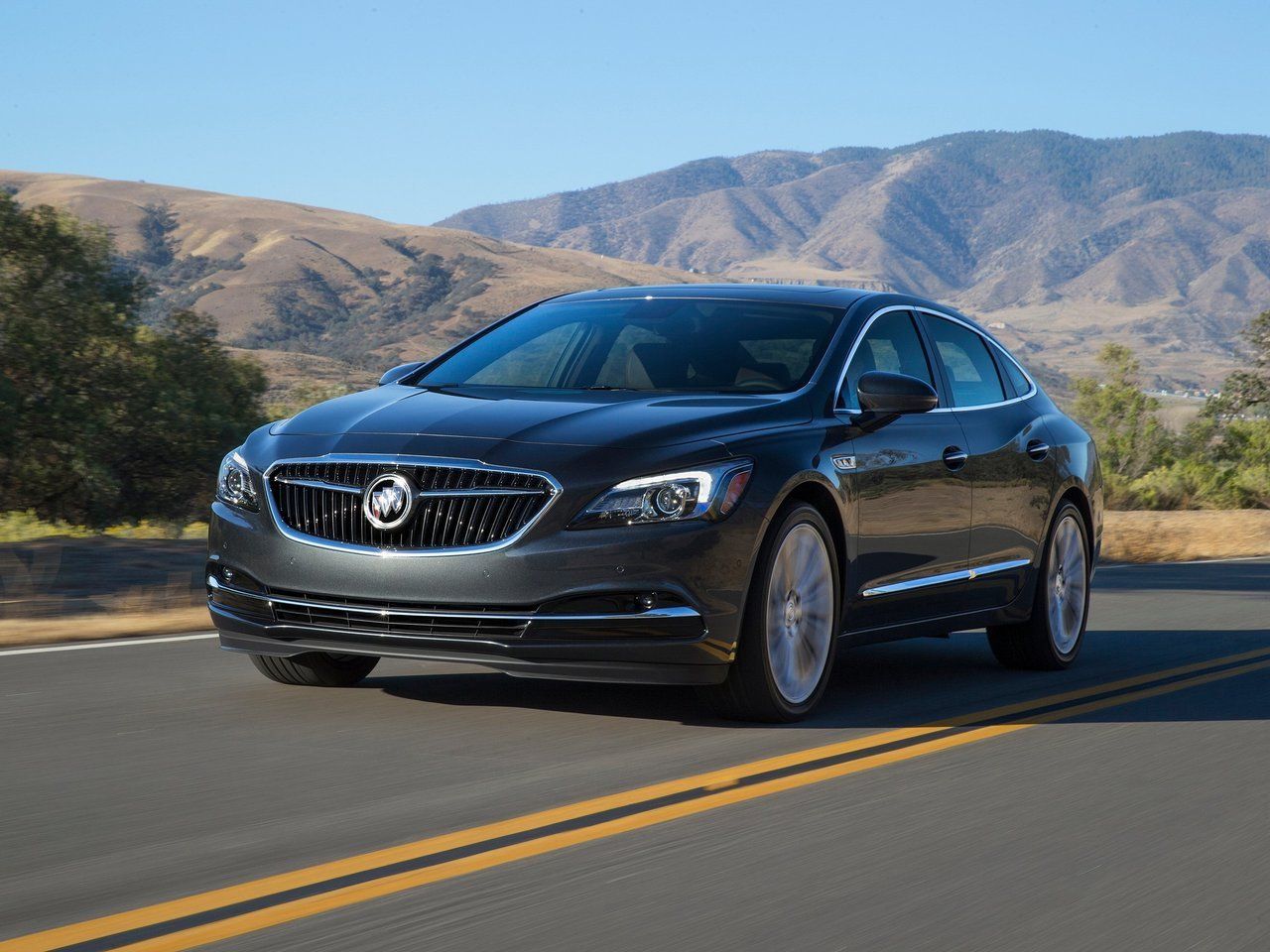 Buick Lacrosse 2016