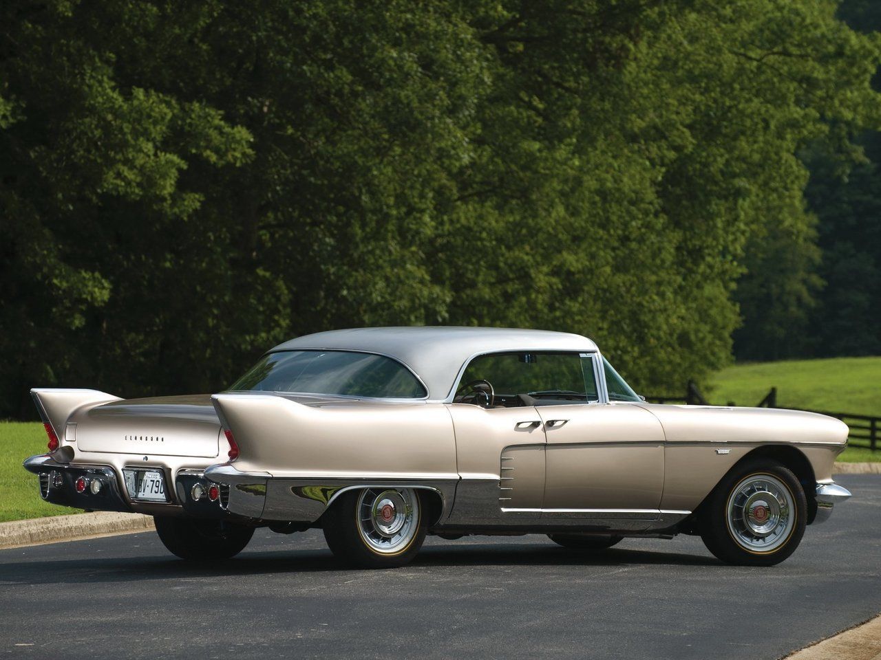 cadillac eldorado brougham 1957