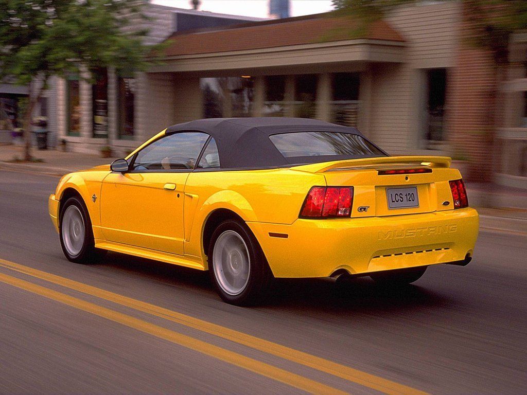 Ford Mustang Cabriolet 2004