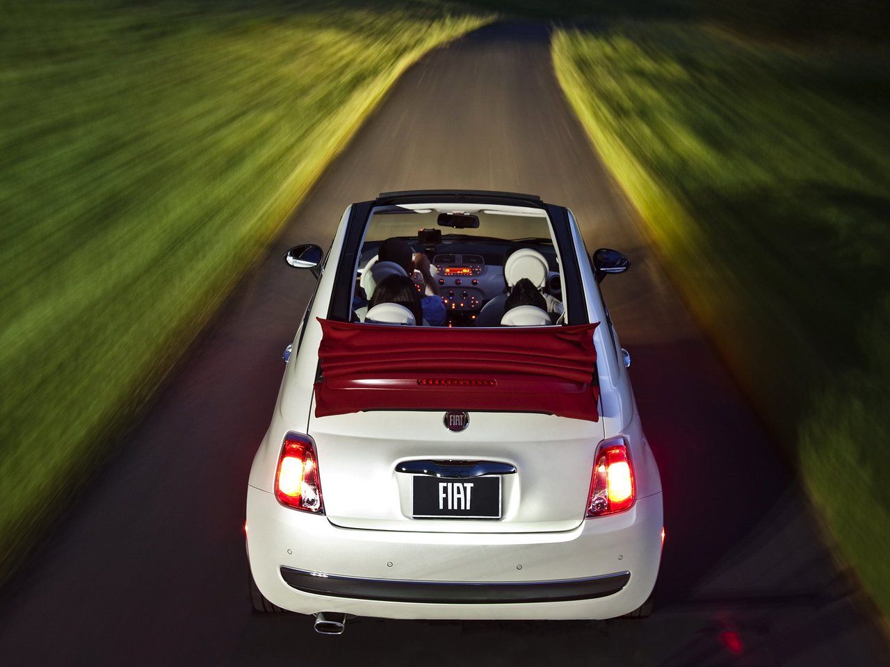 Fiat 500 Convertible кабриолет