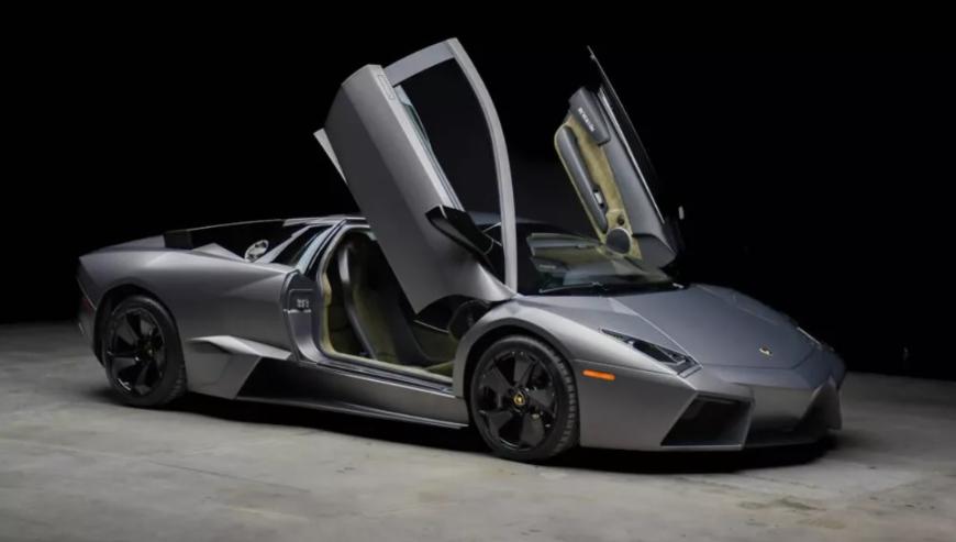 Редкий Lamborghini Reventon с дизайном под реактивный самолет стал лотом онлайн-аукциона 