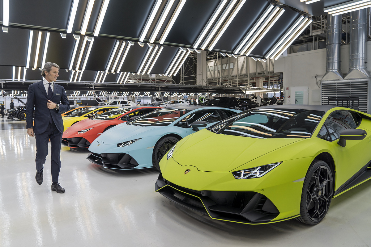 Концерн Lamborghini регистрирует рекордные продажи в первом квартале 2022 года