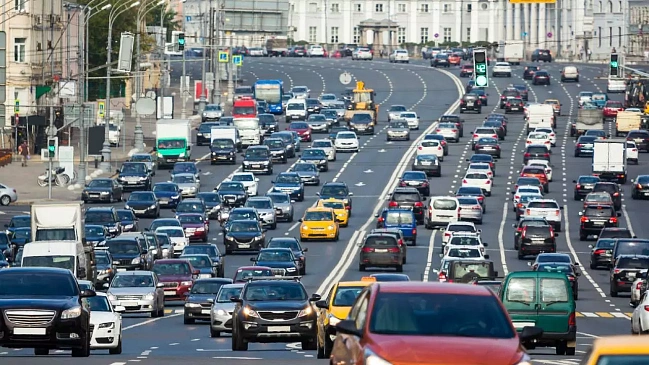 «Автостат»: 73% продаж автомобилей на вторичке России приходится на иномарки