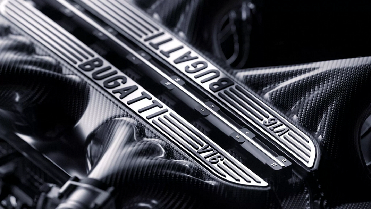 Новый Bugatti V16 — это электрифицированный безнаддувный двигатель мощностью 1800 л.с.
