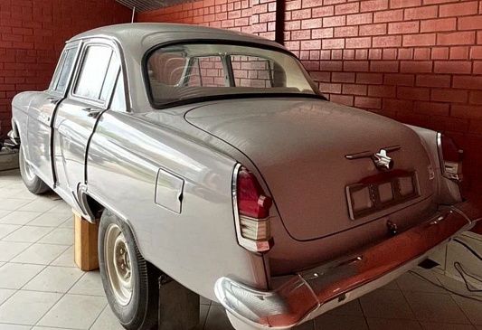 В России за 4,5 млн рублей продается ГАЗ-21 "Волга" 1965 года в идеальном состоянии