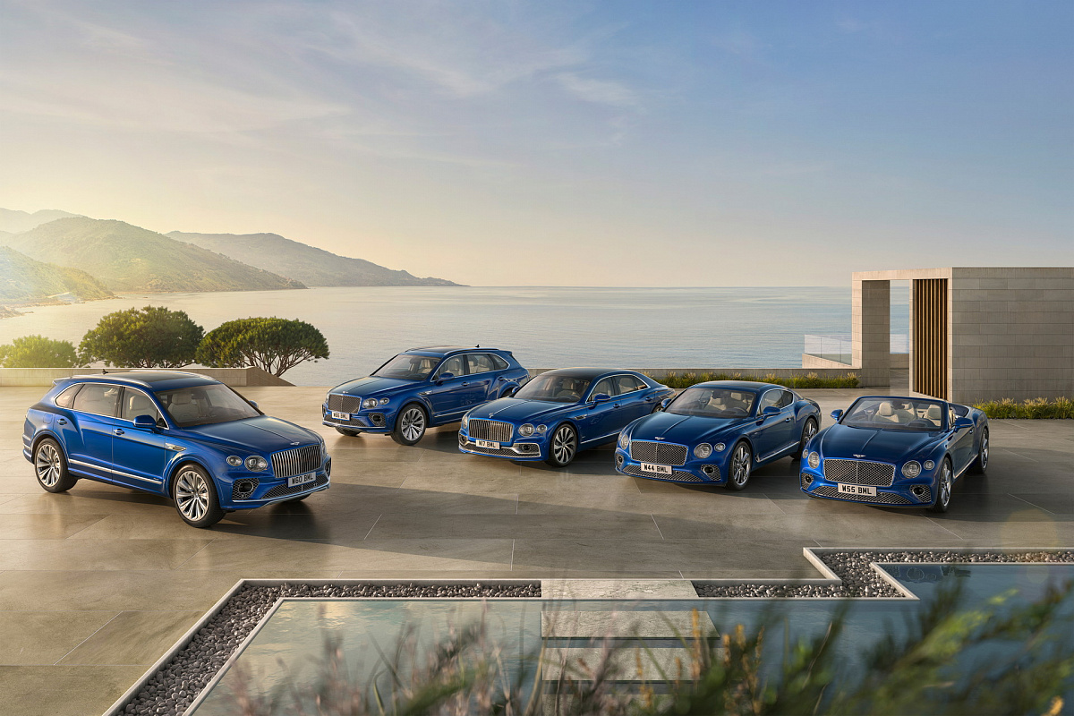 Компания Bentley презентовала новую спецверсию Azure для линейки своих моделей 